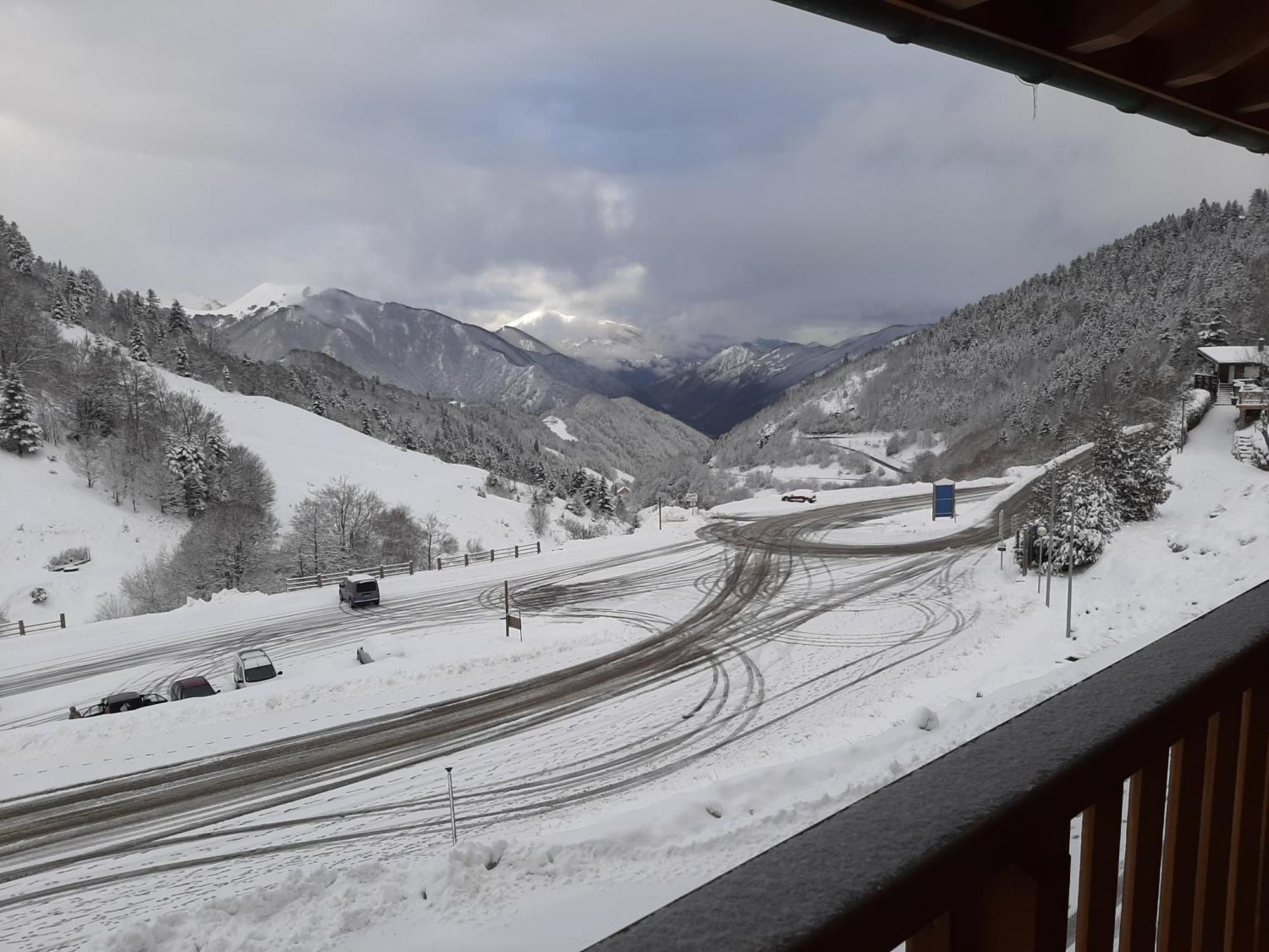 Guzet-Pyrenees-Pied Des Pistes Apartment Ustou Ngoại thất bức ảnh
